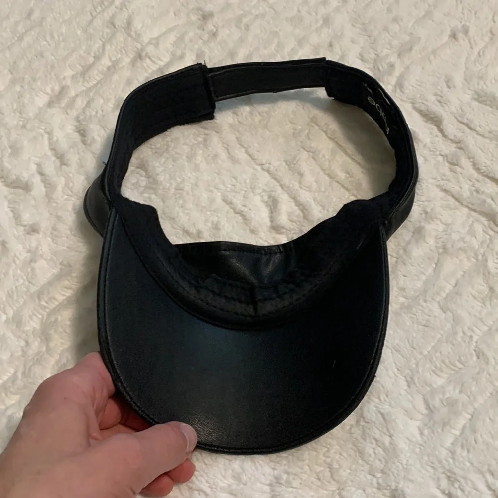 Black Visor. - Picture 2 of 3
